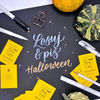 🎃 Už ve středu 29. 10. ve 20:00 se na YouTube potkáme při halloweenském speciálu kaligrafické hry Losuj a piš! 🕯️...