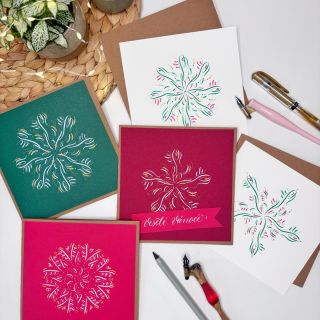 ❄️ Ve stredu 10. 12. ve 20:00 tvorime na YouTube vanocni prani perem a inkoustem ✨💌 Ukazu vam jednoduchy motiv, ze ktereho...